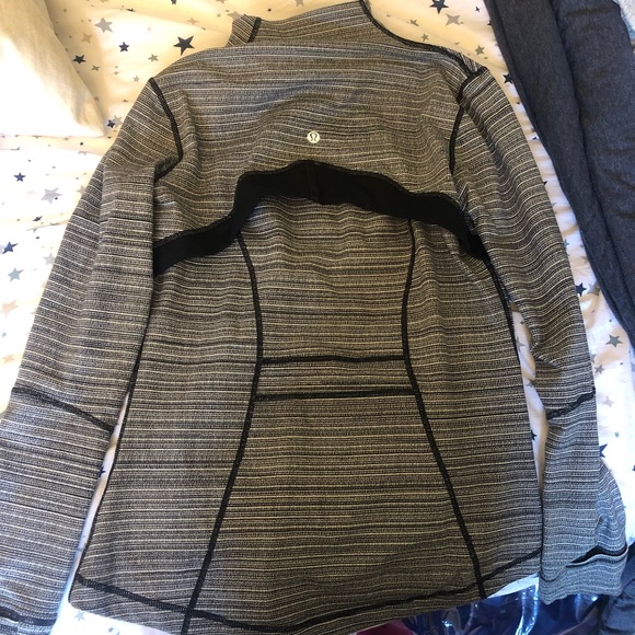 lululemon define jacket - Picture 2 of 4